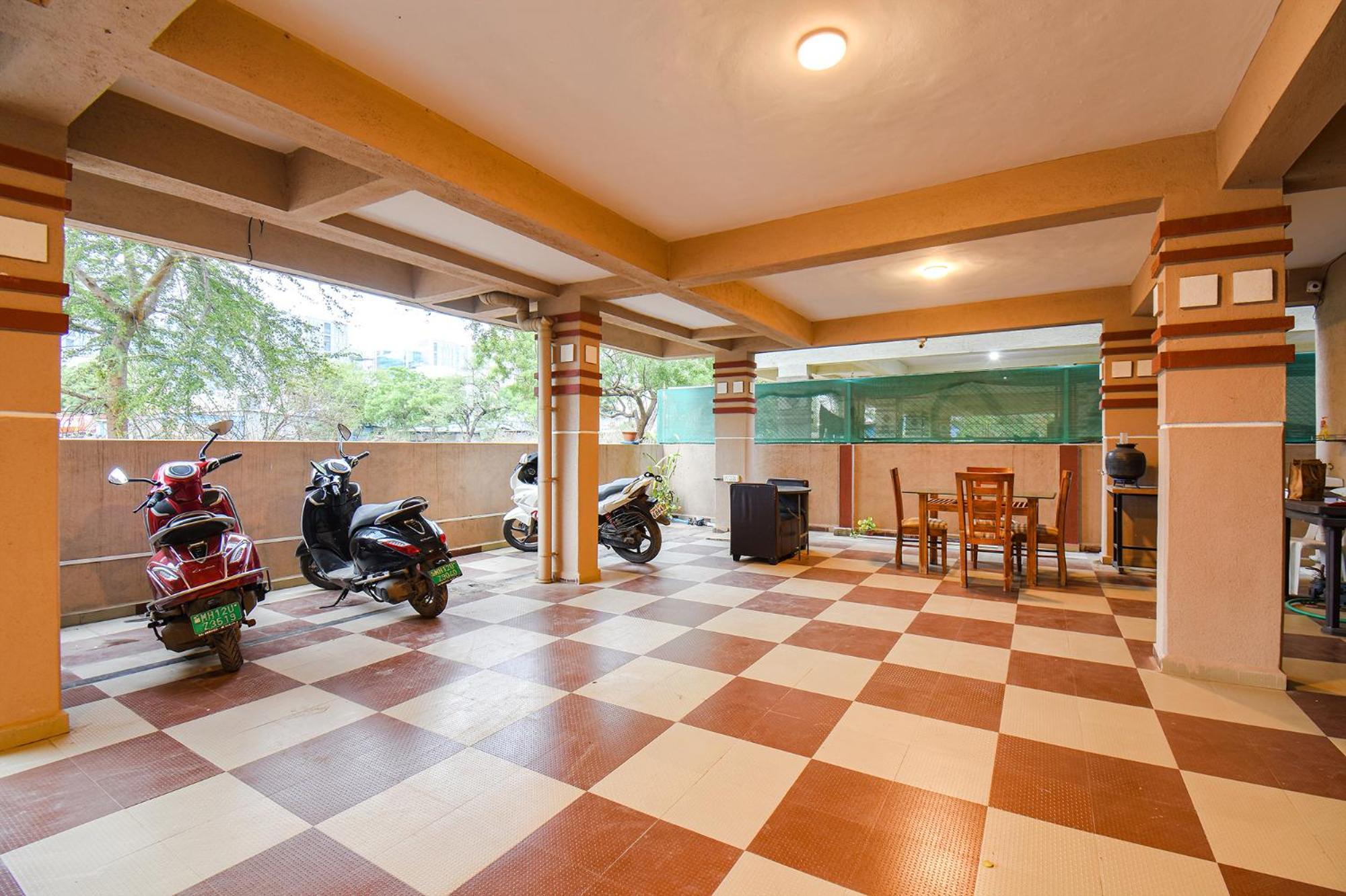 Fabexpress 4 Star Executive - Nr World Trade Center Hotel Pune Exterior photo